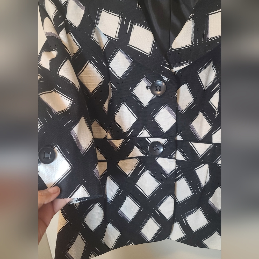 East 5th BLACK & WHITE Brushstroke Diamond 3/4 Blazer - Picture 3 of 9